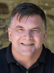 General and Cosmetic Dentist: Glen Barlow, DMD